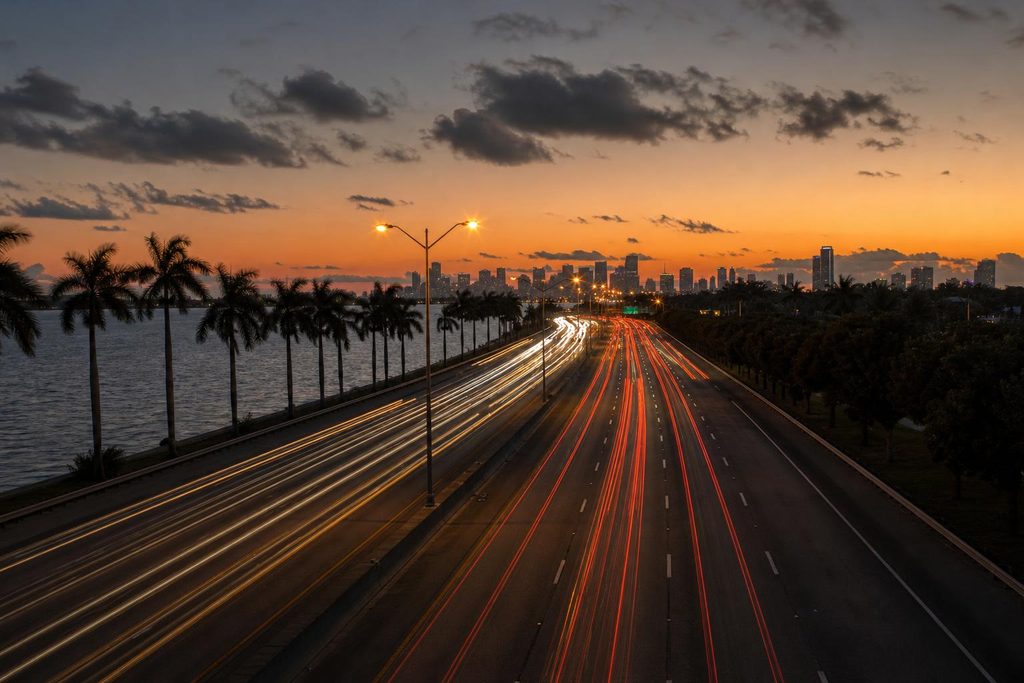 Miami expressway traffic at dusk, where crashes can lead a family to contact a Miami wrongful death lawyer.